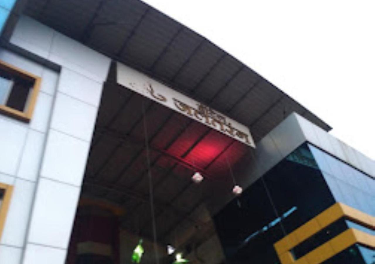 Hotel Jaltarang Kalmath Kankavali Buitenkant foto
